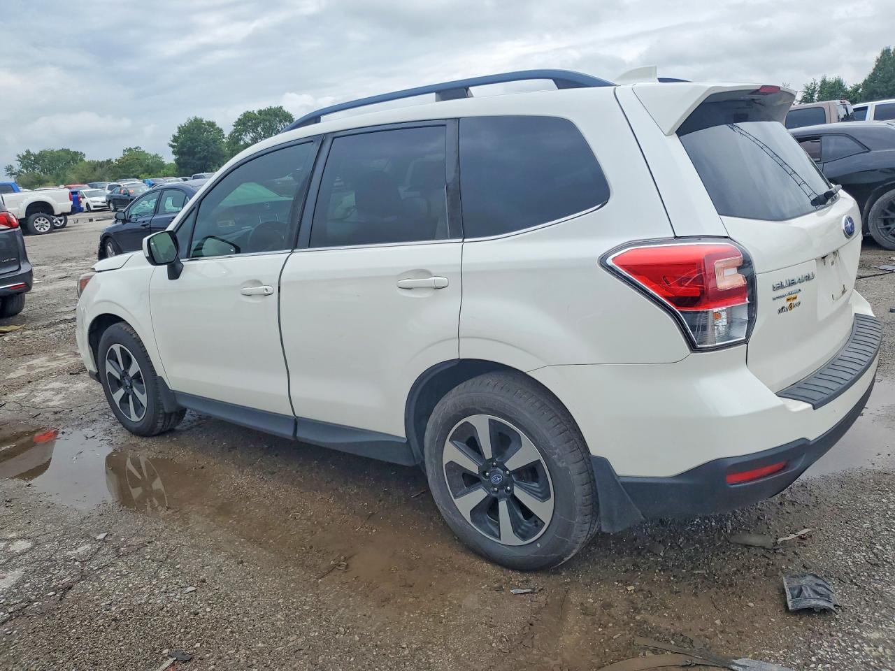 2017 SUBARU FORESTER 2.5I LIMITED — снимка 2