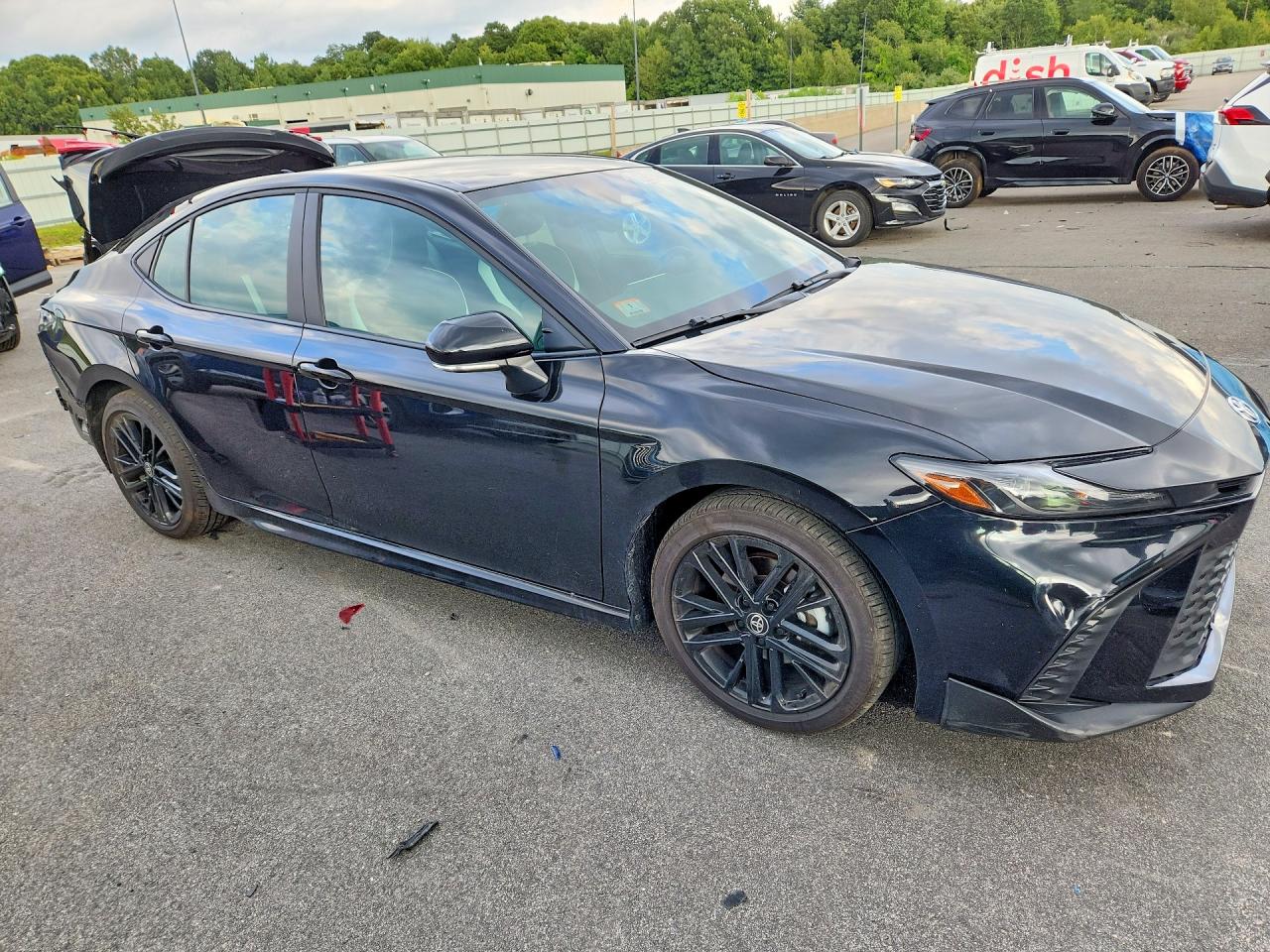 2026 TOYOTA CAMRY SE — снимка 4