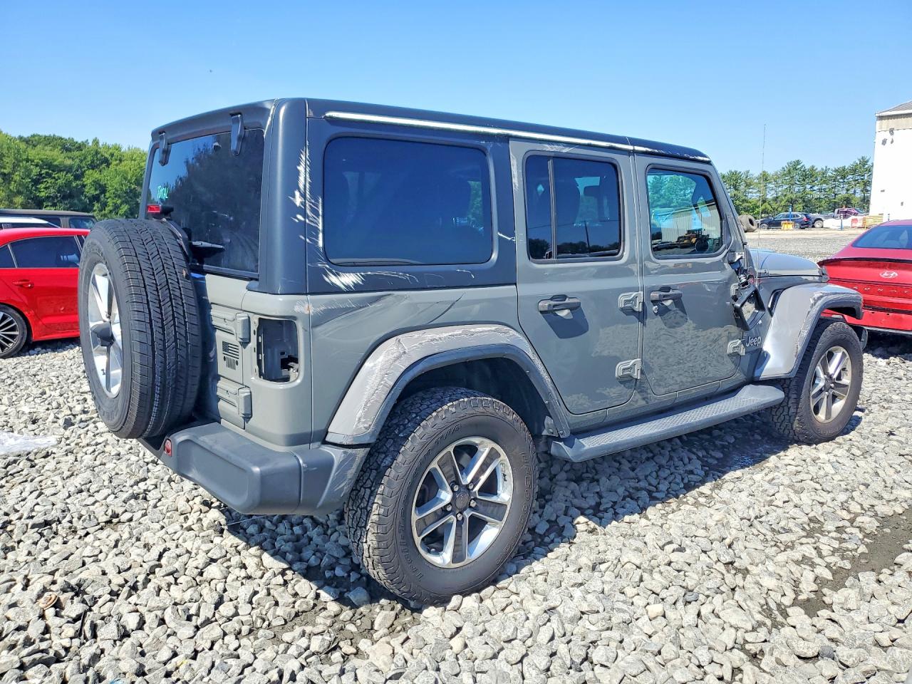 2018 JEEP WRANGLER UNLIMITED SAHARA — снимка 3