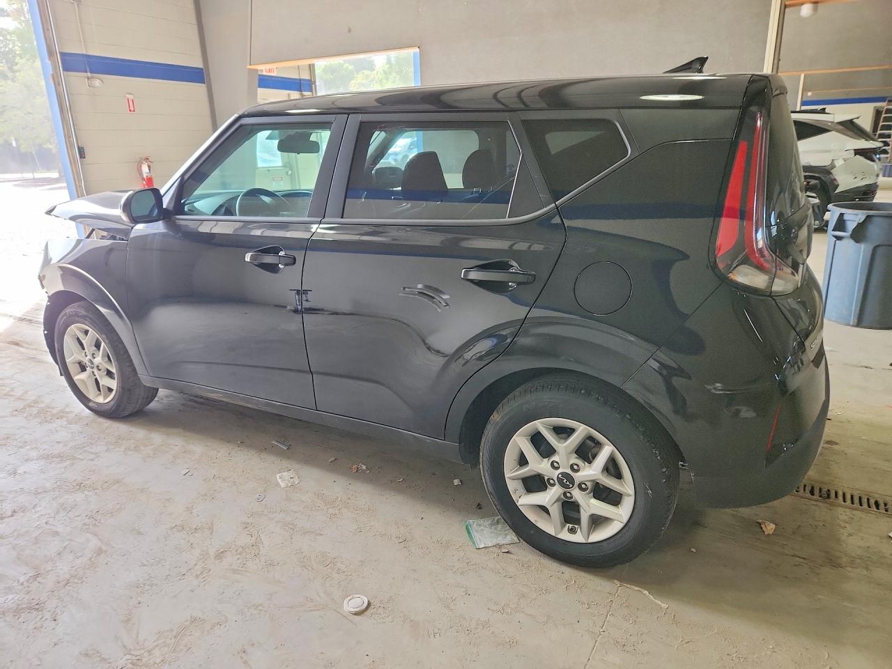 2025 KIA SOUL LX — снимка 2