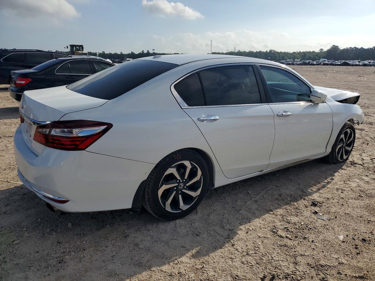 2016 HONDA ACCORD EX — снимка 3