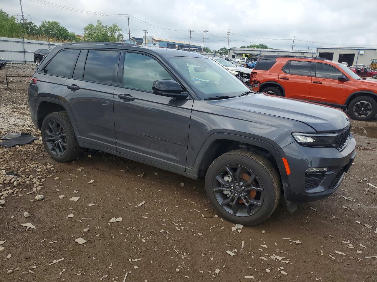 2025 JEEP GRAND CHEROKEE LIMITED — снимка 4