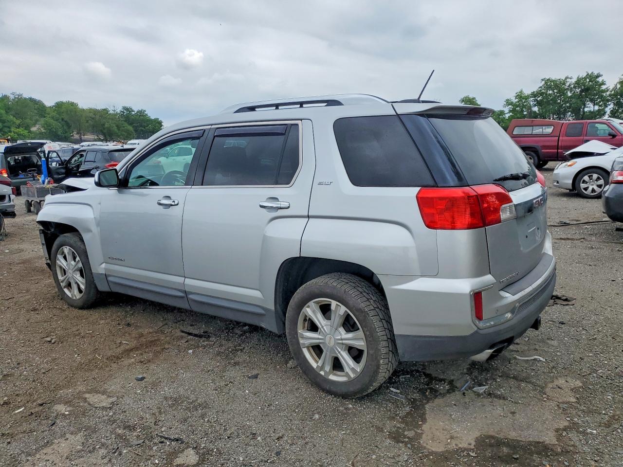 2017 GMC TERRAIN SLT — снимка 2