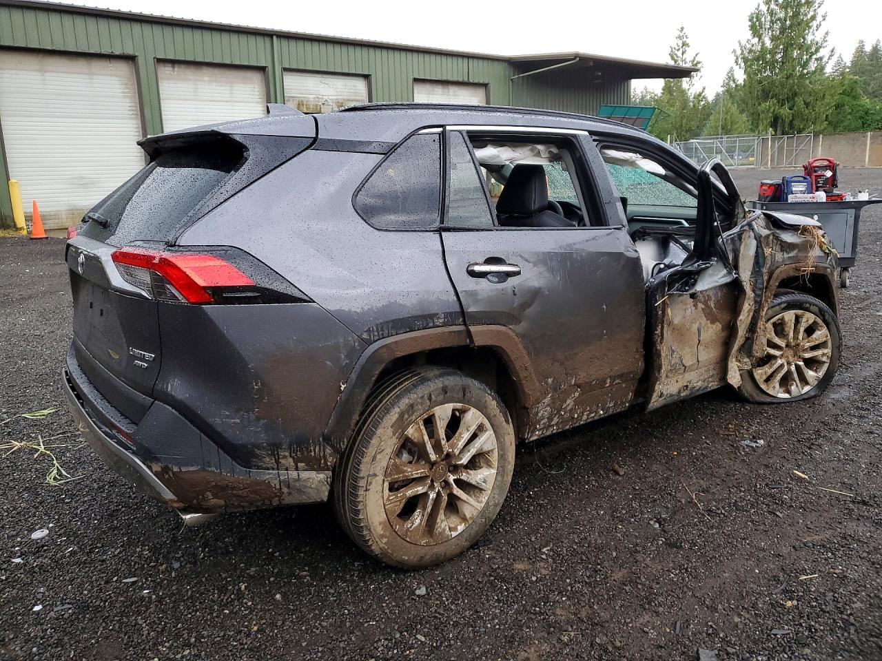 2024 TOYOTA RAV4 LIMITED — снимка 3