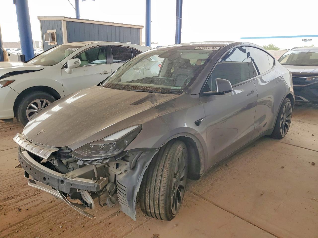 2024 TESLA MODEL Y