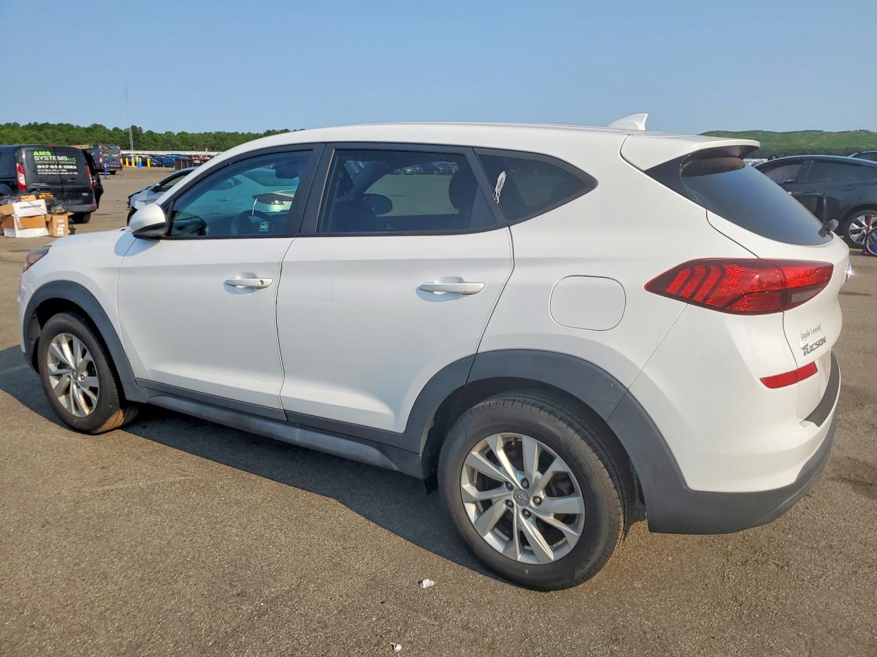 2019 HYUNDAI TUCSON SE — снимка 2