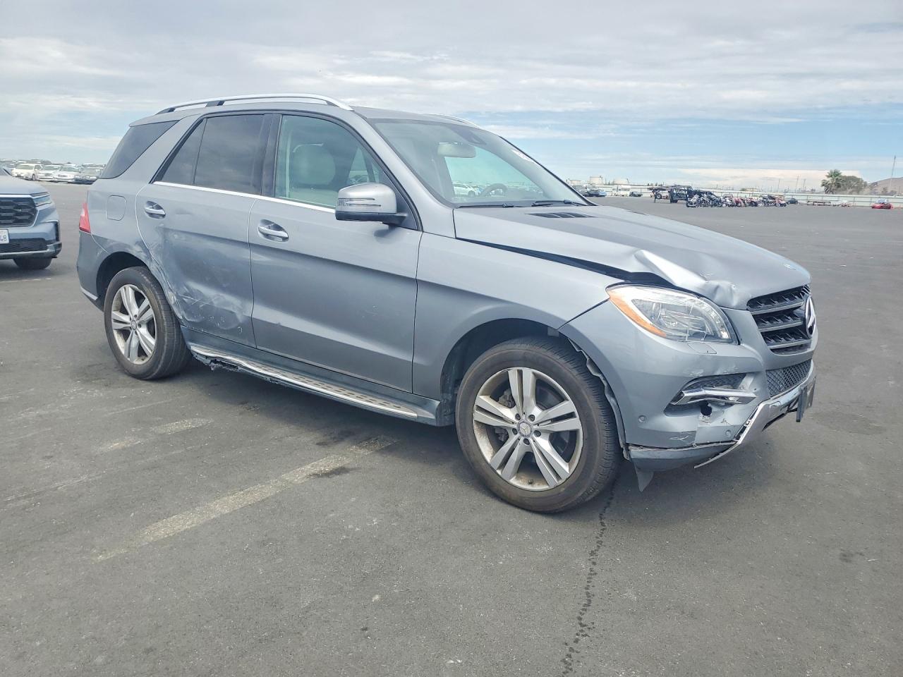 2013 MERCEDES-BENZ ML 350 4MATIC — снимка 4