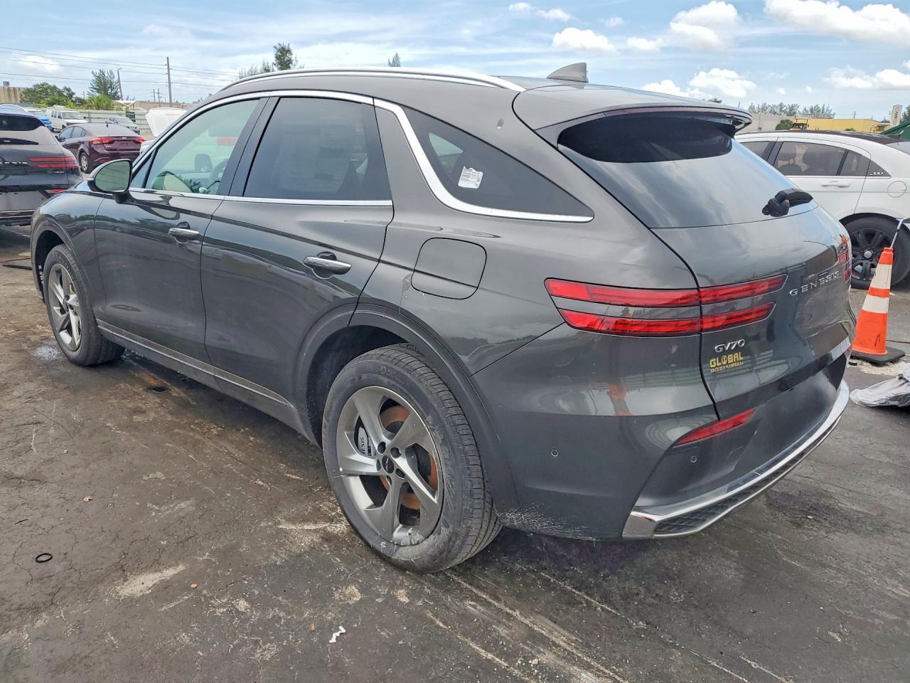 2026 GENESIS GV70 ADVANCED — снимка 2