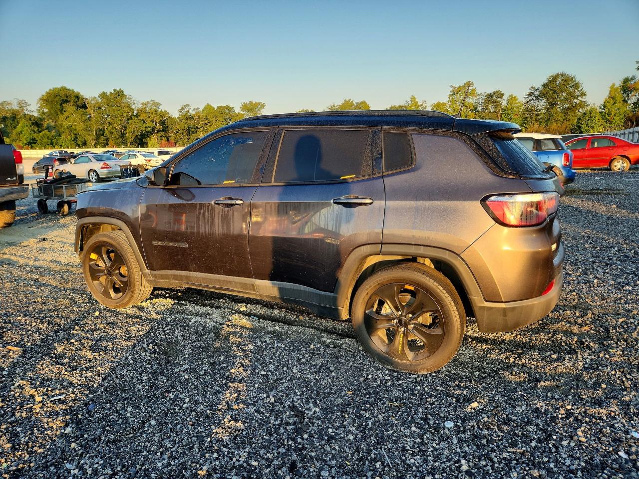 2021 JEEP COMPASS LATITUDE — снимка 2