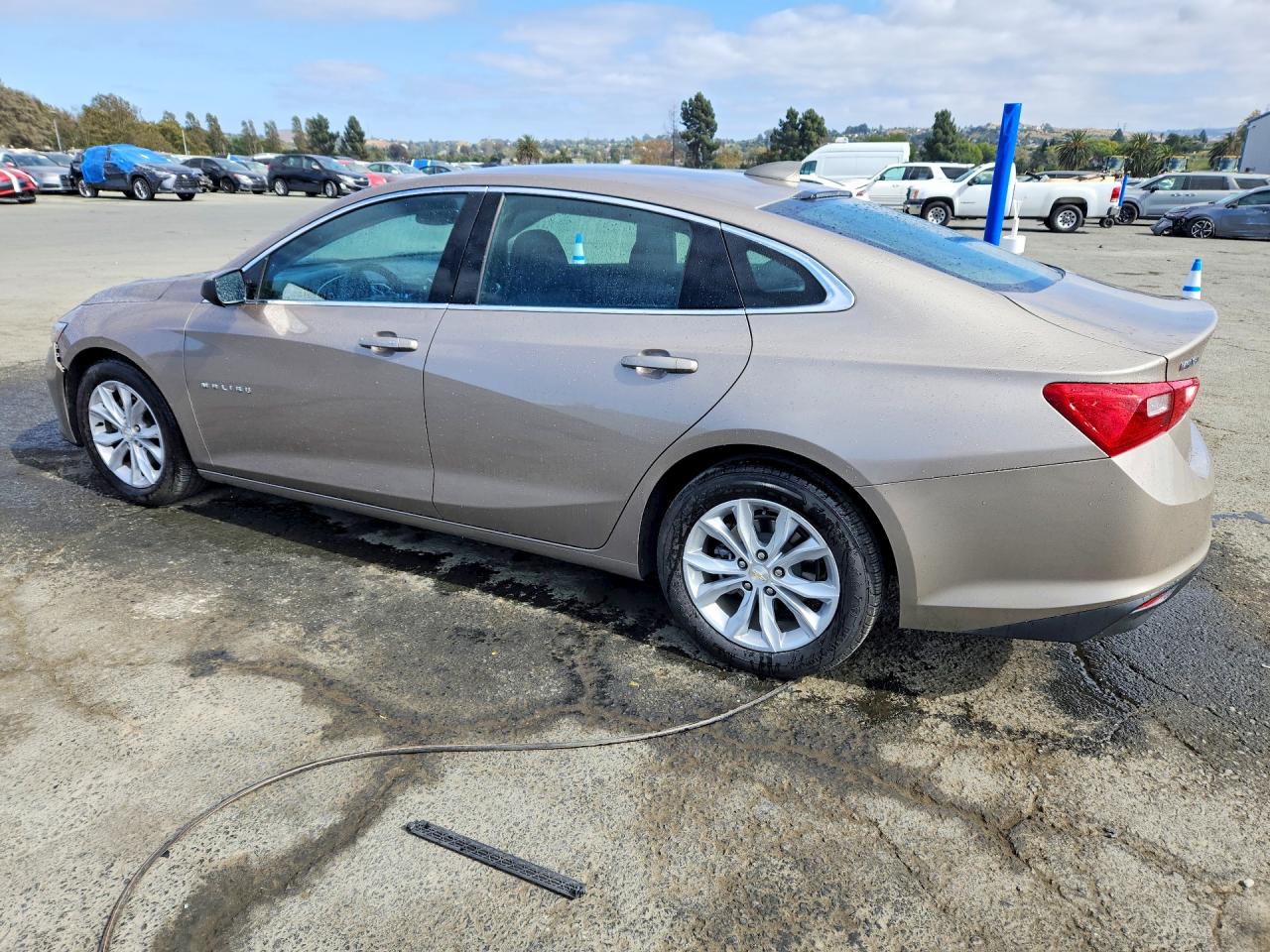 2023 CHEVROLET MALIBU LT — снимка 2