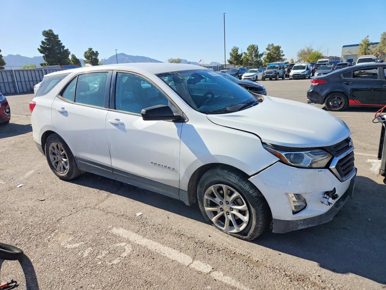 2018 CHEVROLET EQUINOX LS — снимка 4