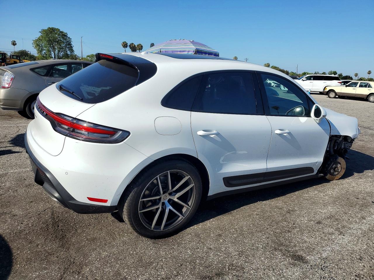 2025 PORSCHE MACAN BASE — снимка 3