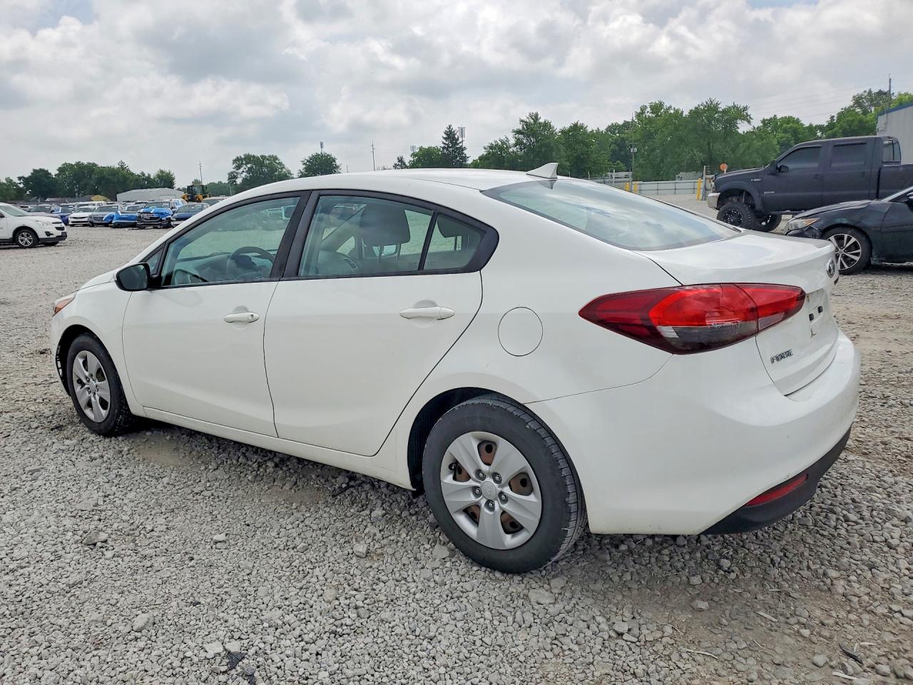2018 KIA FORTE LX — снимка 2