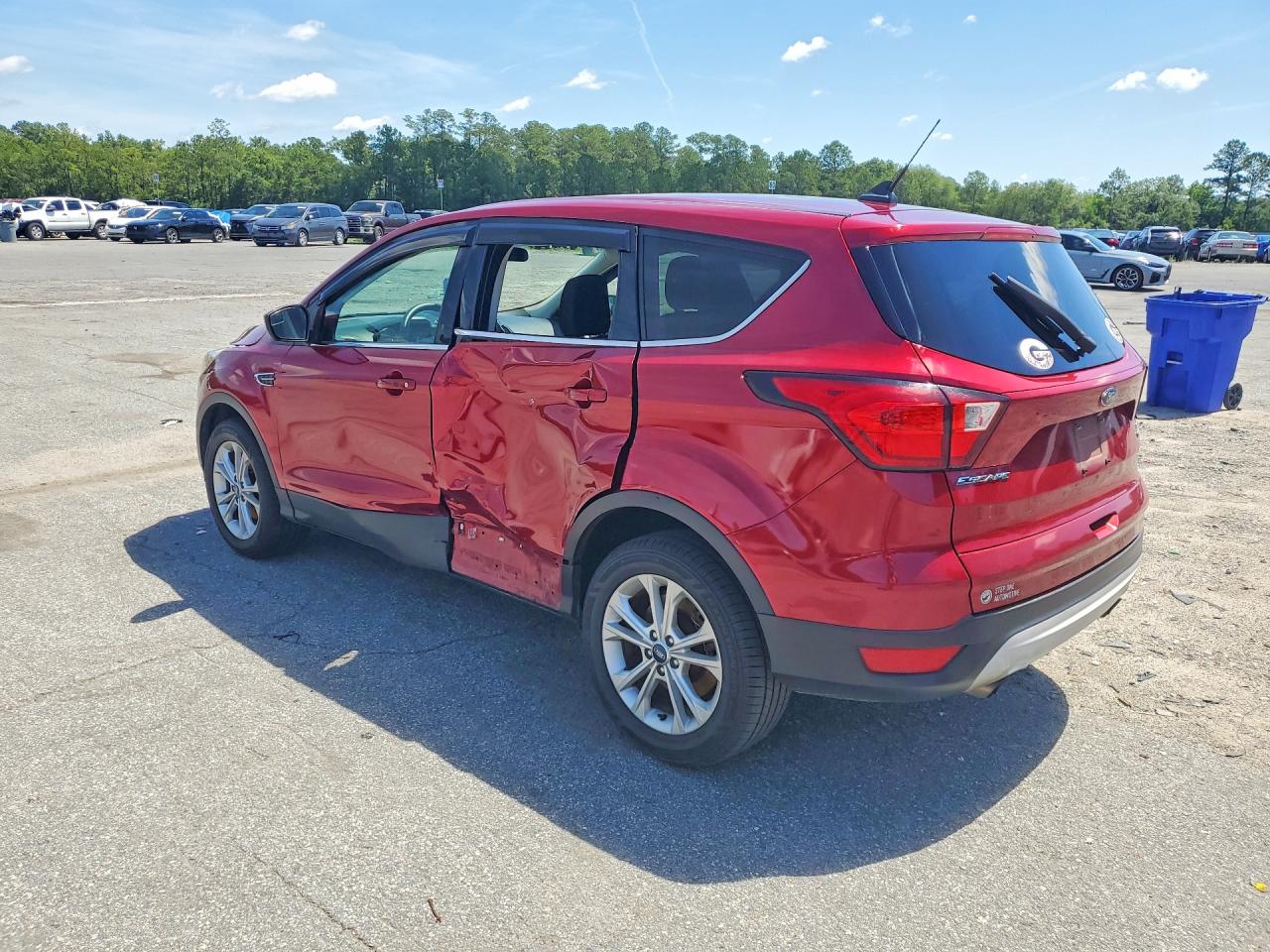 2019 FORD ESCAPE SE — снимка 2