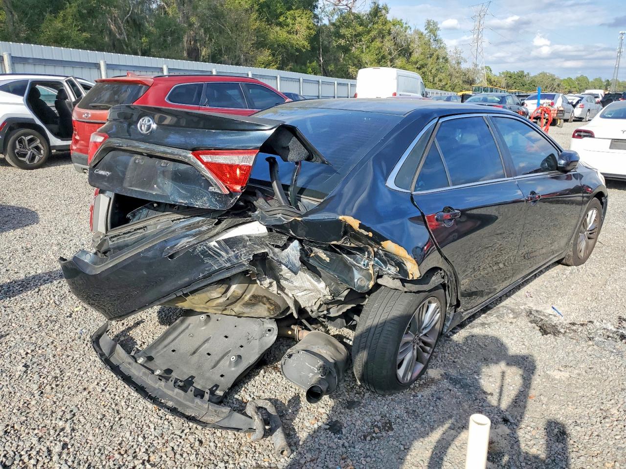 2015 TOYOTA CAMRY SE — снимка 3
