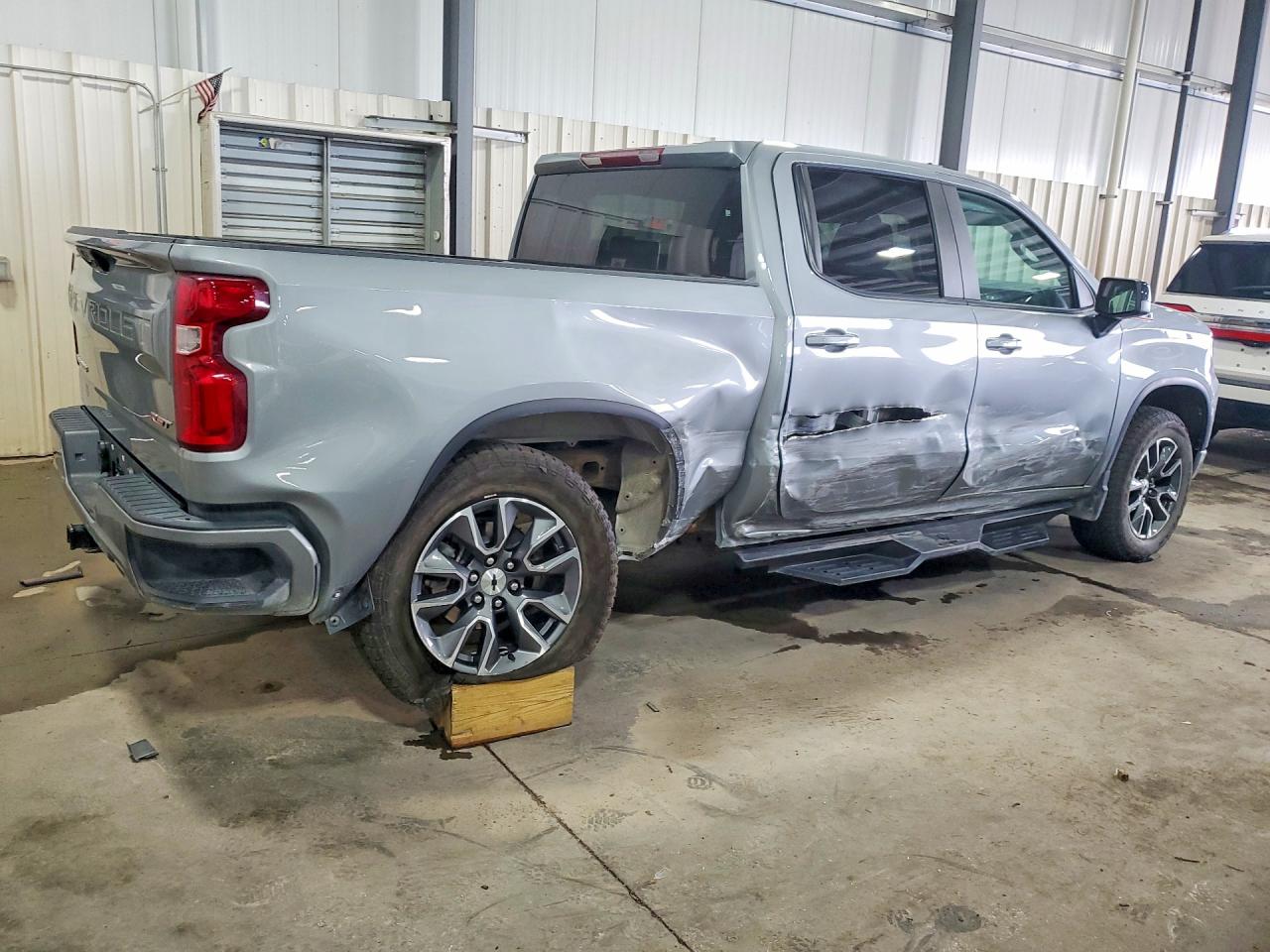 2023 CHEVROLET SILVERADO K1500 RST — снимка 3