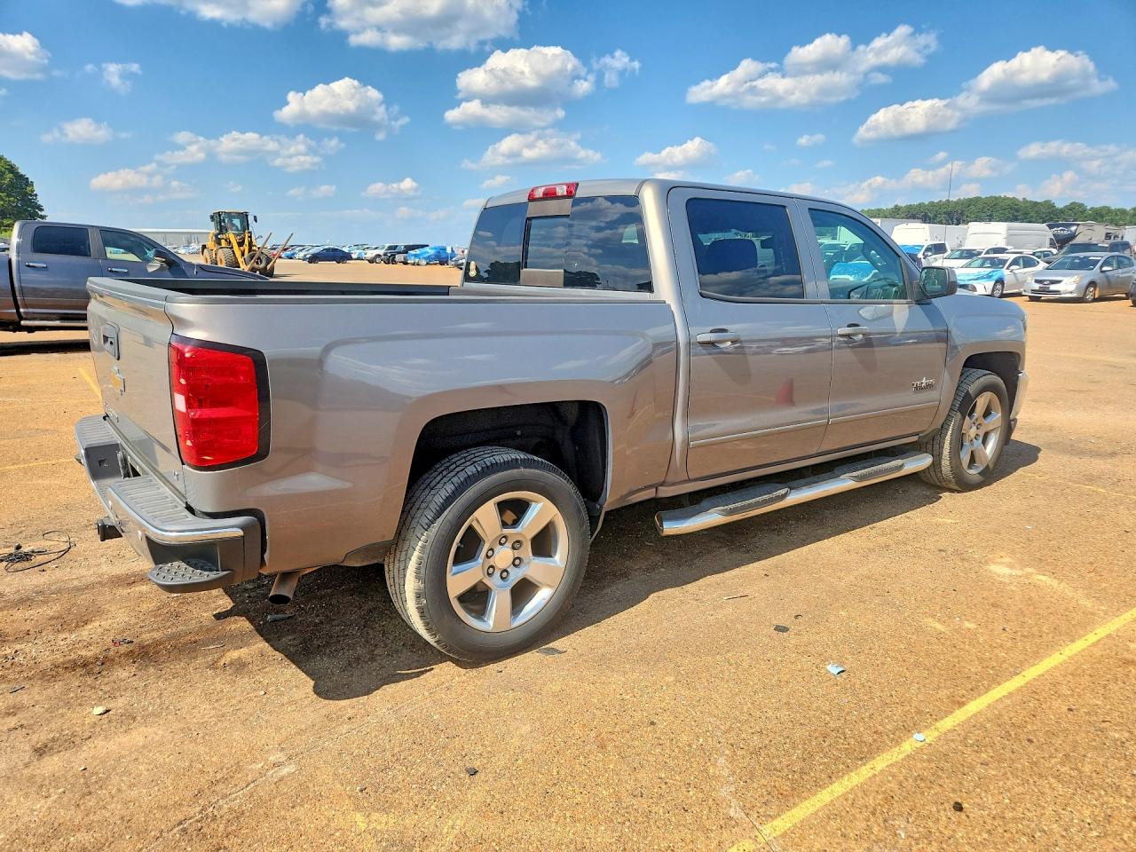 2017 CHEVROLET SILVERADO C1500 LT — снимка 3