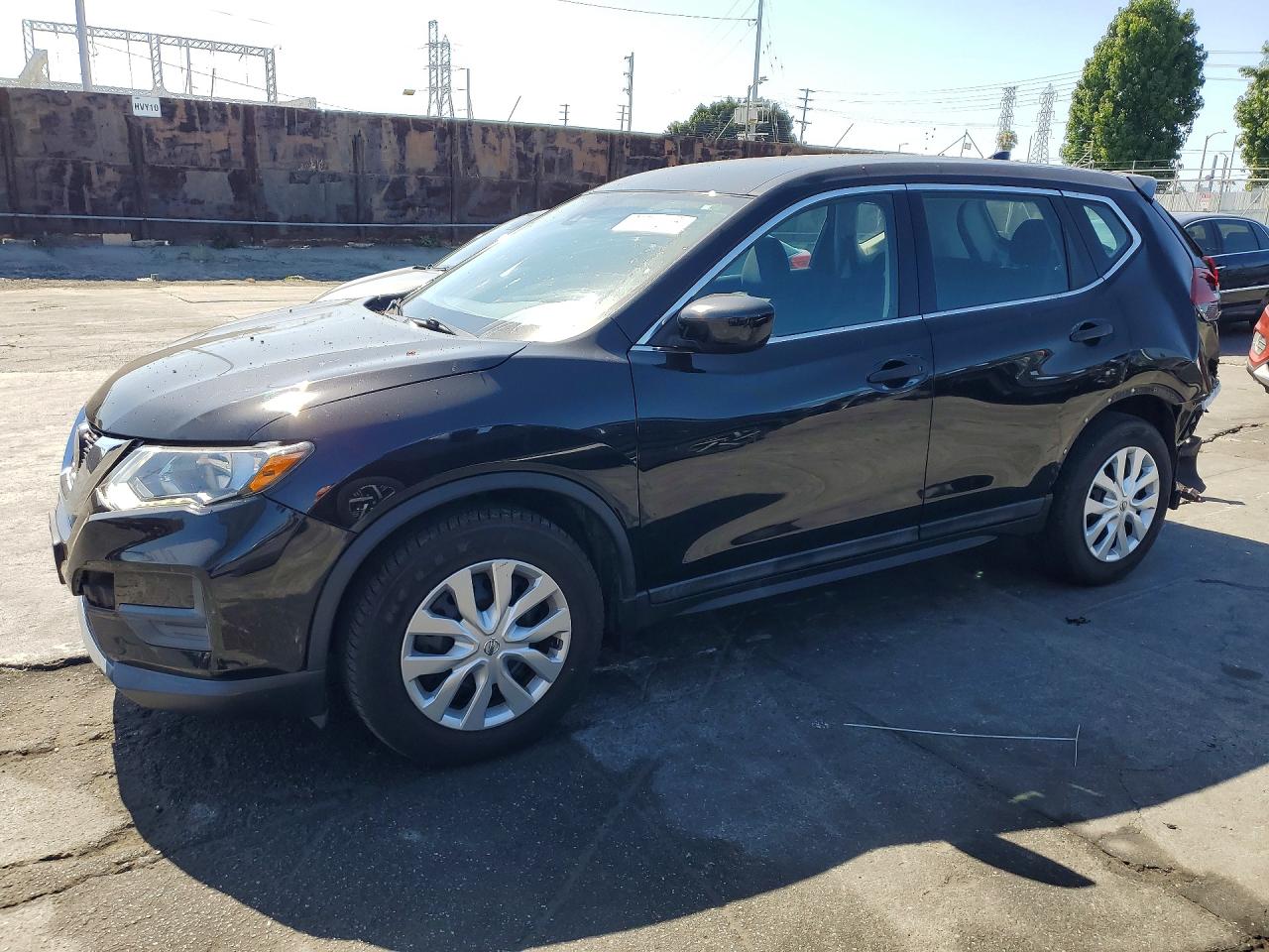 2019 NISSAN ROGUE S