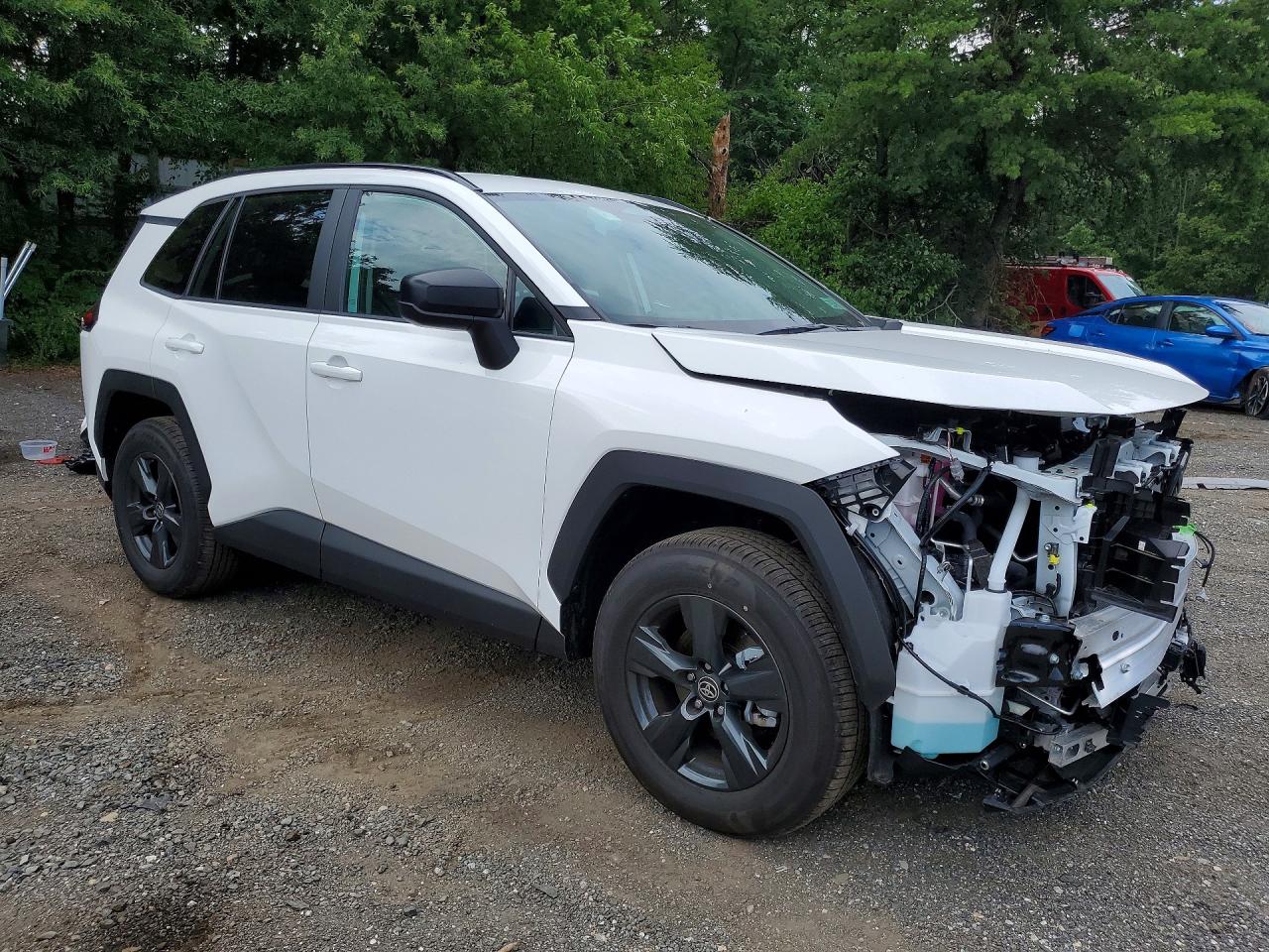 2026 TOYOTA RAV4 LE — снимка 4