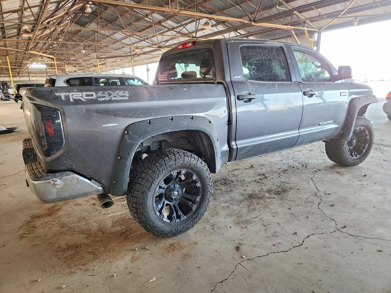 2015 TOYOTA TUNDRA SR5 — снимка 3