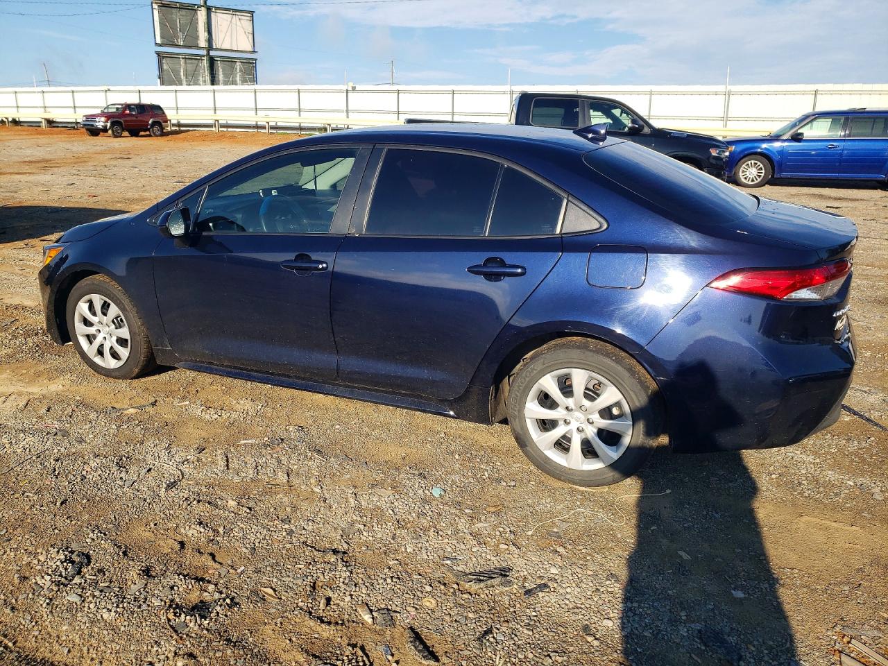 2024 TOYOTA COROLLA LE — снимка 2