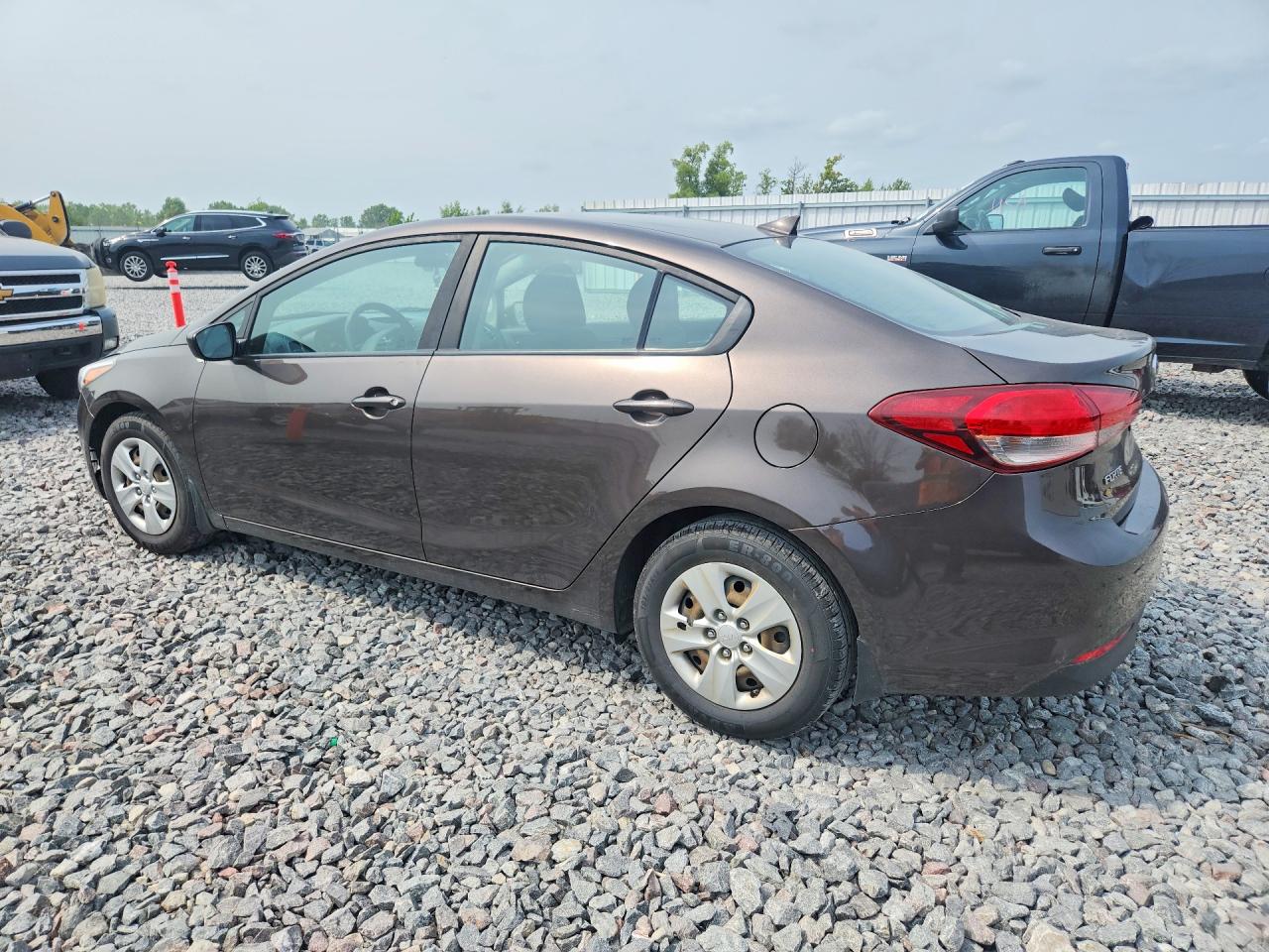 2017 KIA FORTE LX — снимка 2