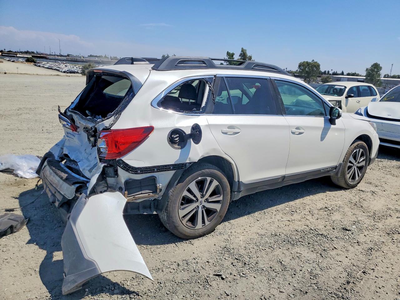 2018 SUBARU OUTBACK 2.5I LIMITED — снимка 3