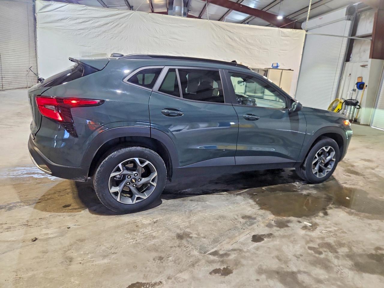 2025 CHEVROLET TRAX 1LT — снимка 3
