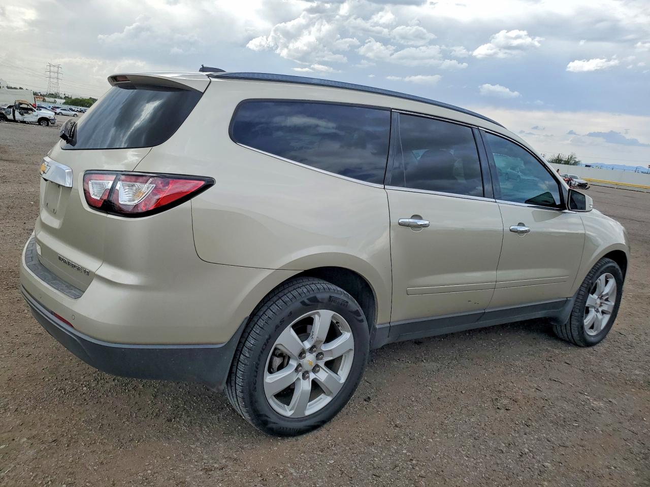 2016 CHEVROLET TRAVERSE LT — снимка 3