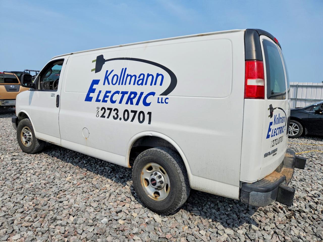 2016 GMC SAVANA G2500 — снимка 2