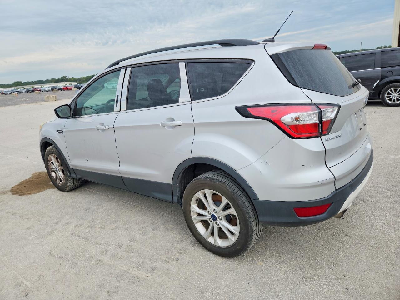 2018 FORD ESCAPE SE — снимка 2