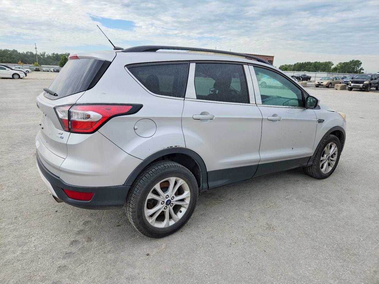 2018 FORD ESCAPE SE — снимка 3