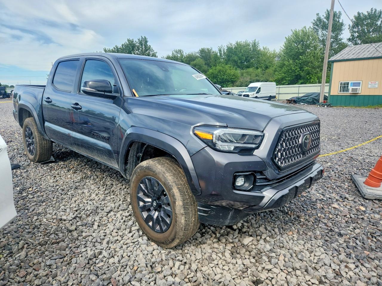 2023 TOYOTA TACOMA LIMITED — снимка 4