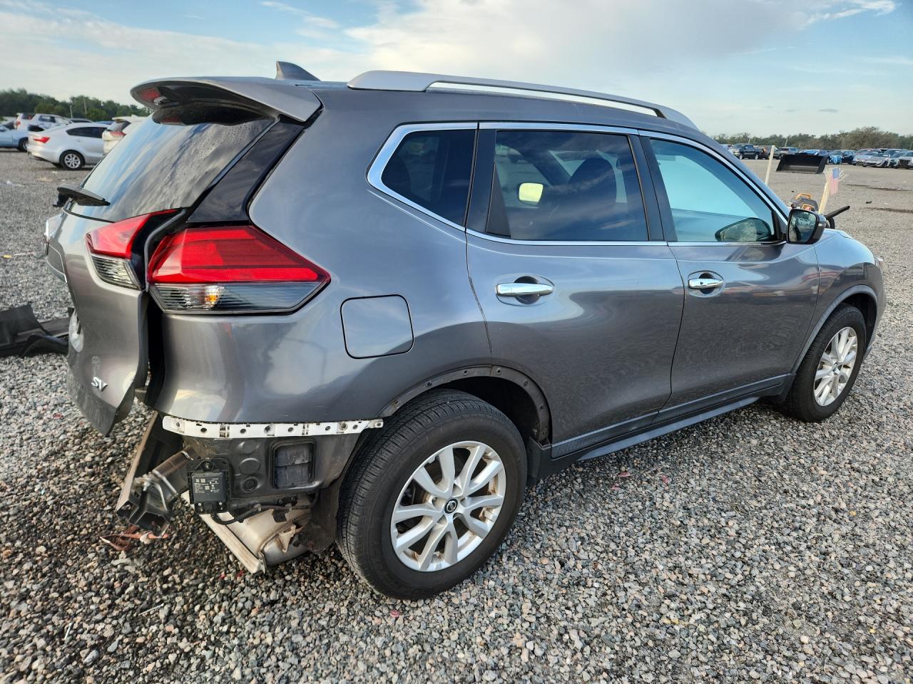 2017 NISSAN ROGUE SV — снимка 3