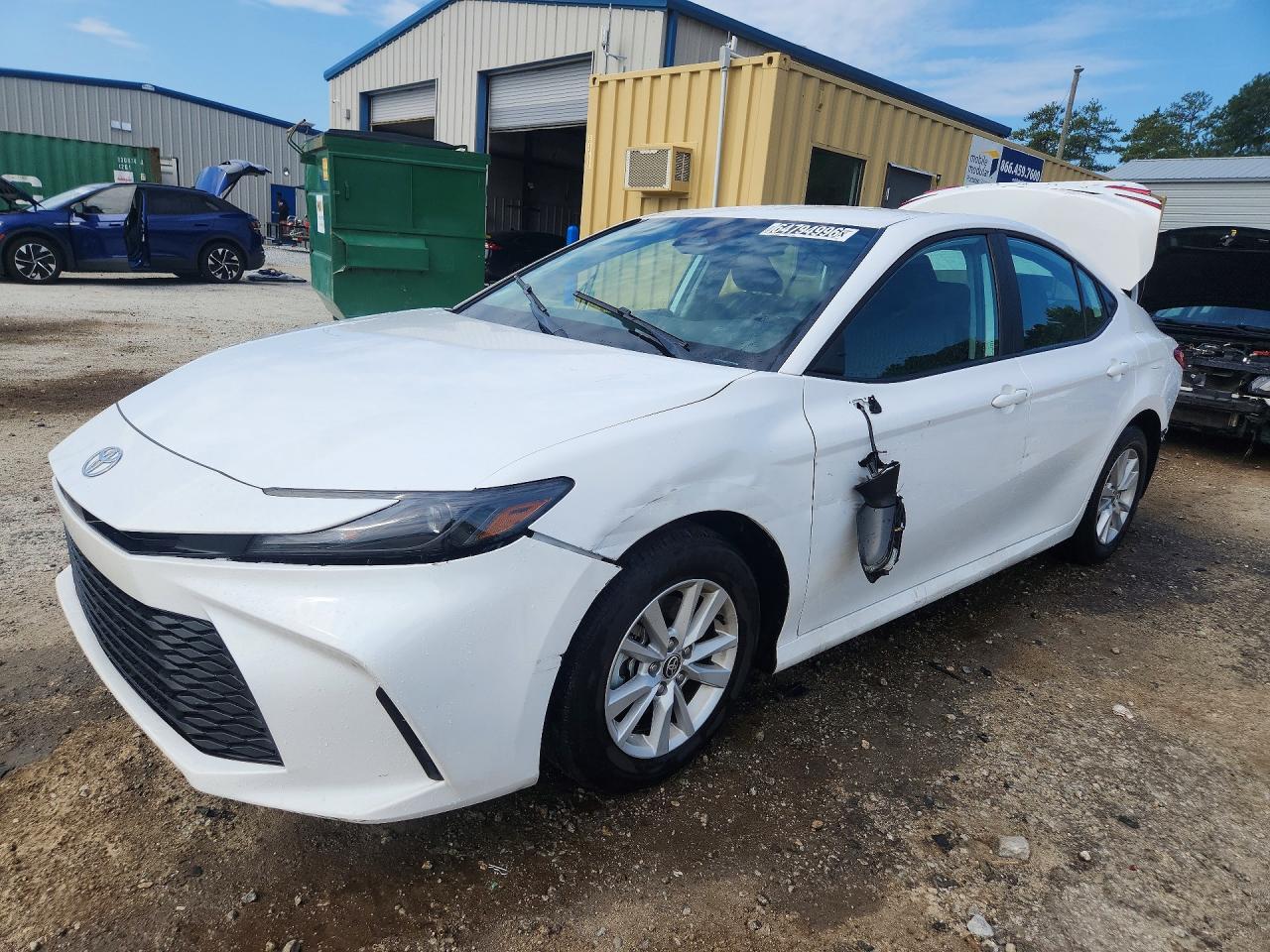 2026 TOYOTA CAMRY LE