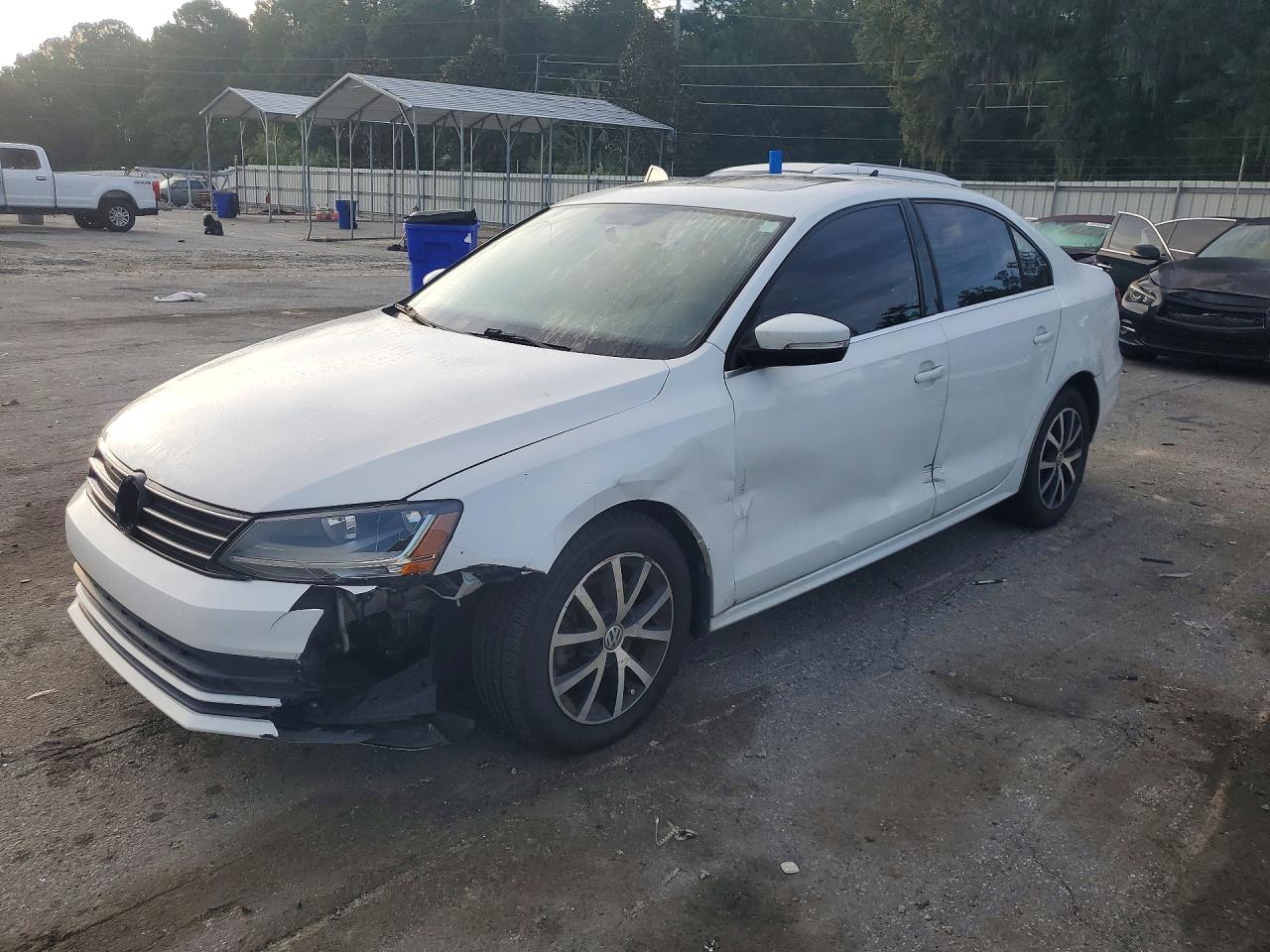 2017 VOLKSWAGEN JETTA SE