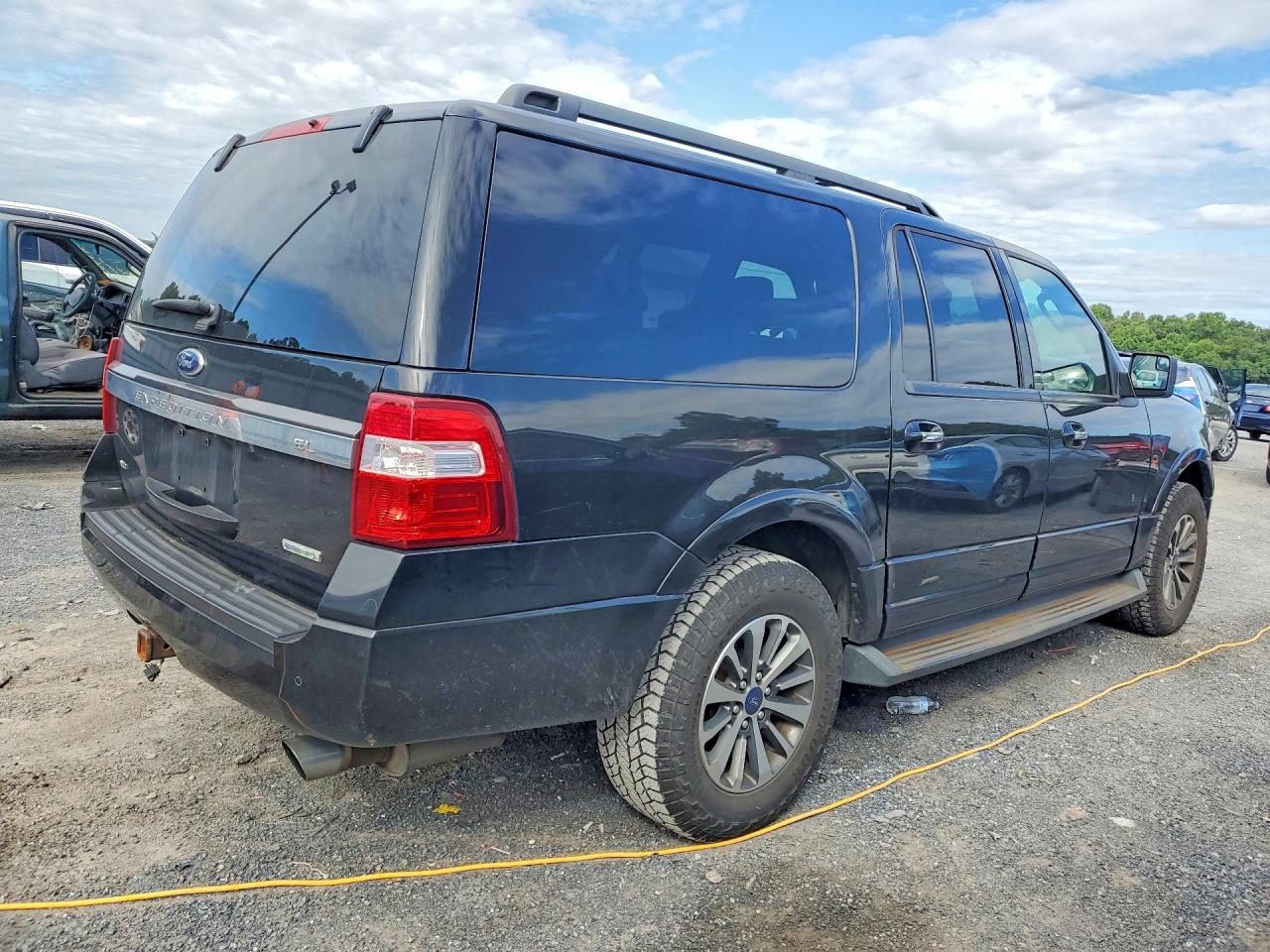 2015 FORD EXPEDITION EL XLT — снимка 3