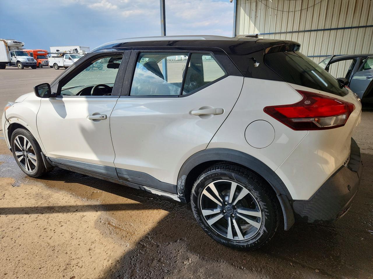 2020 NISSAN KICKS SV — снимка 2