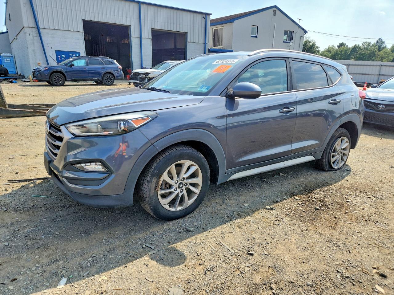 2017 HYUNDAI TUCSON SE