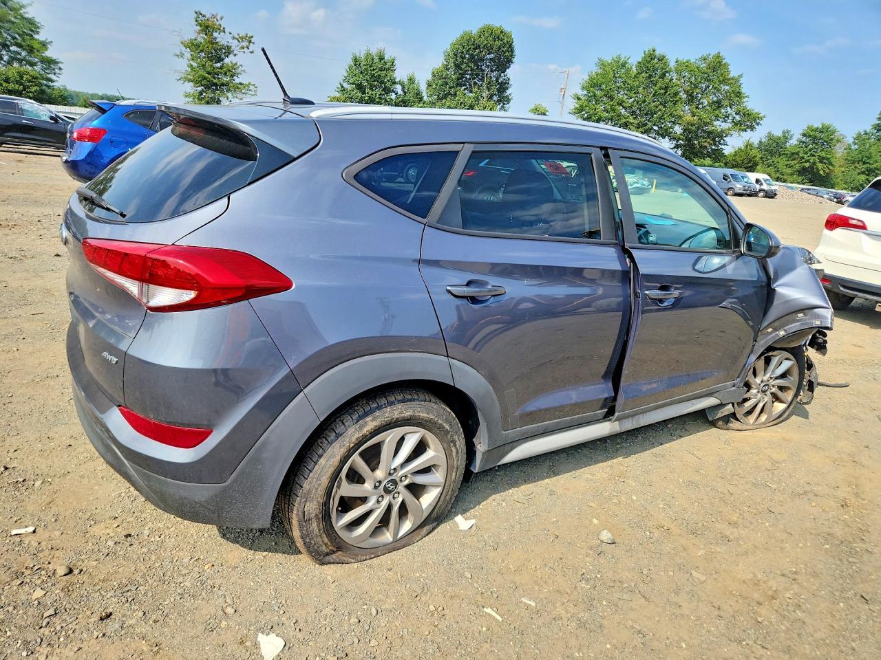 2017 HYUNDAI TUCSON SE — снимка 3