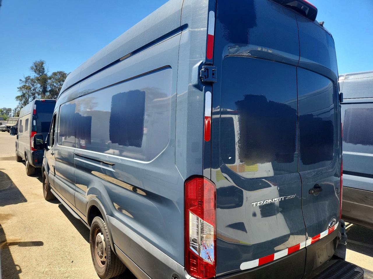 2020 FORD TRANSIT T-250 — снимка 2