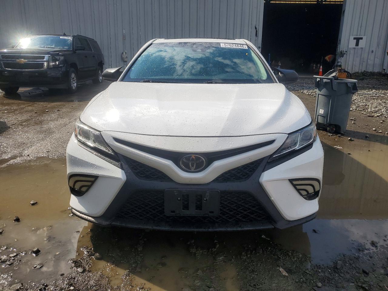 2018 TOYOTA CAMRY SE — снимка 5