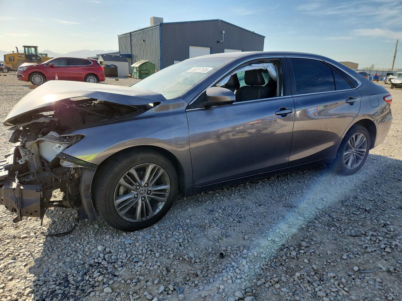 2015 TOYOTA CAMRY SE