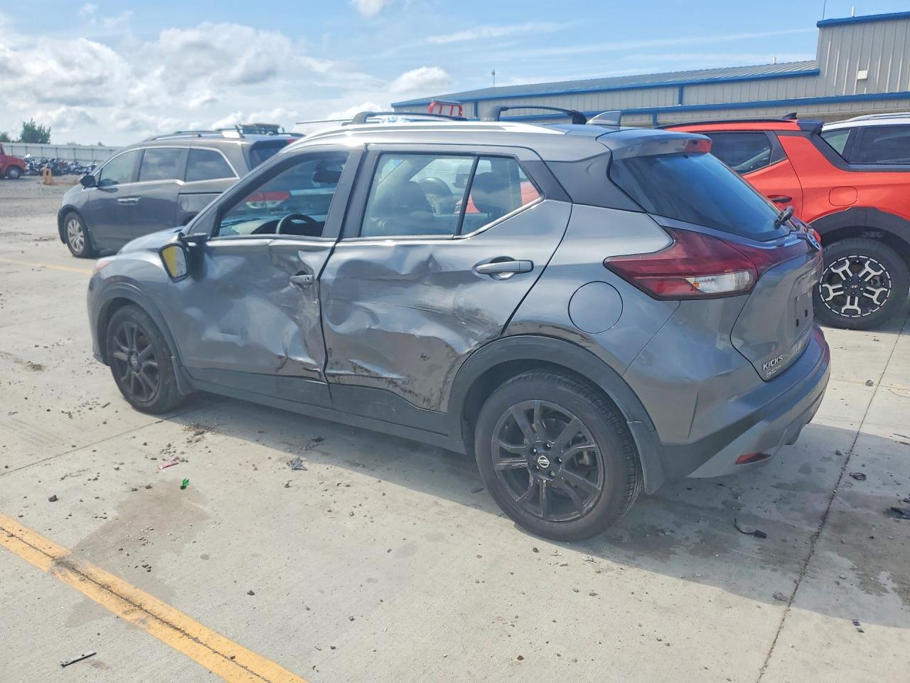 2021 NISSAN KICKS SV — снимка 2