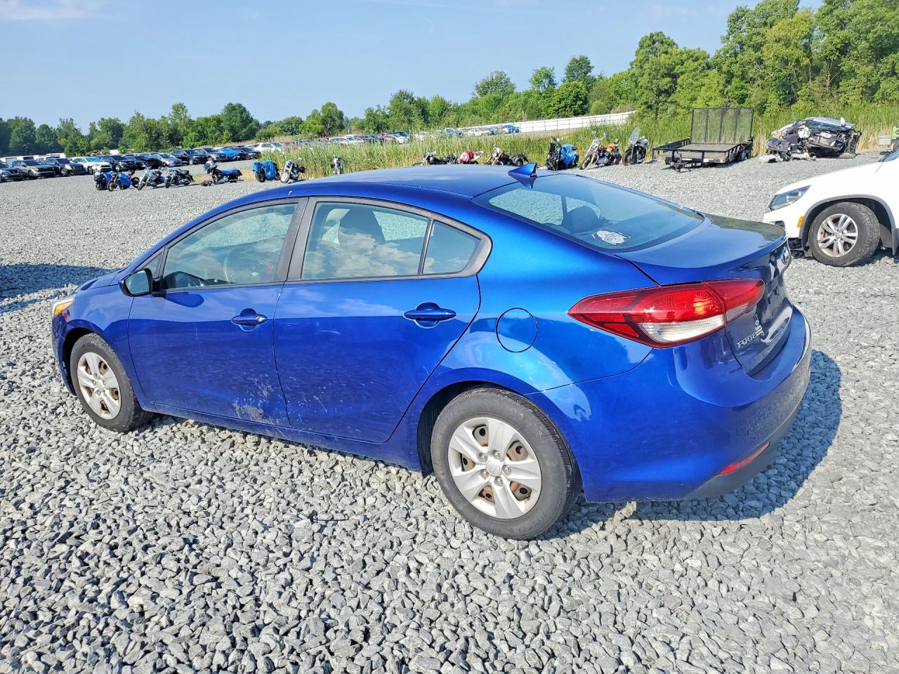2017 KIA FORTE LX — снимка 2