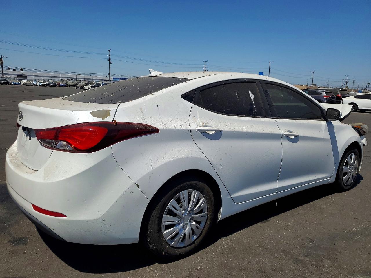 2016 HYUNDAI ELANTRA SE — снимка 3