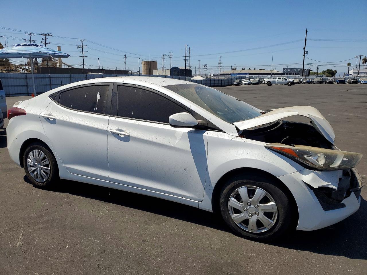 2016 HYUNDAI ELANTRA SE — снимка 4