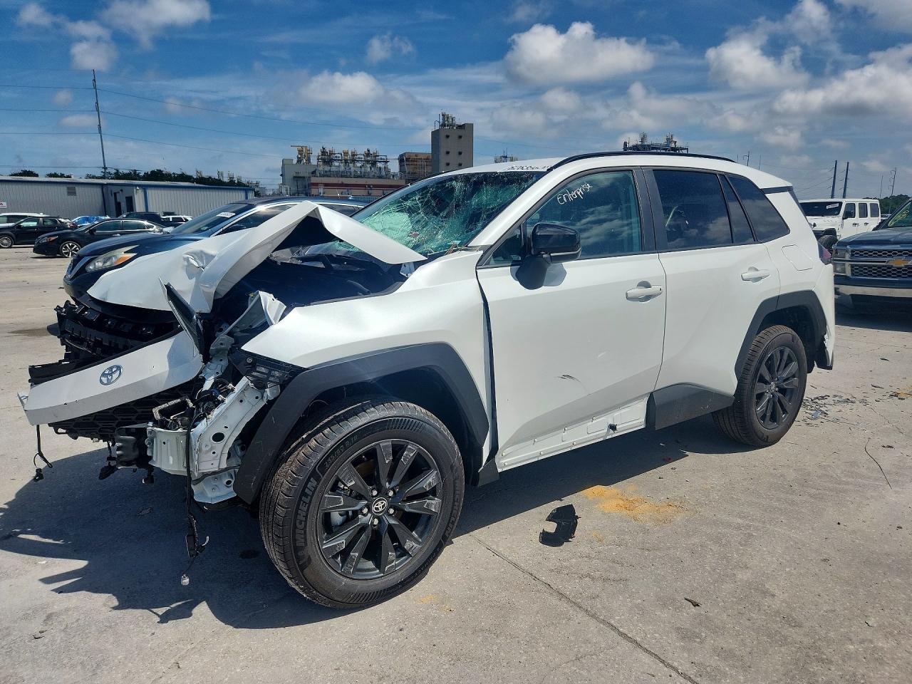 2026 TOYOTA RAV4 XLE PREMIUM