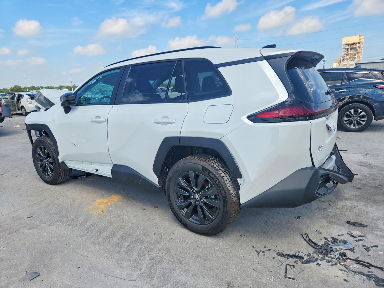 2026 TOYOTA RAV4 XLE PREMIUM — снимка 2