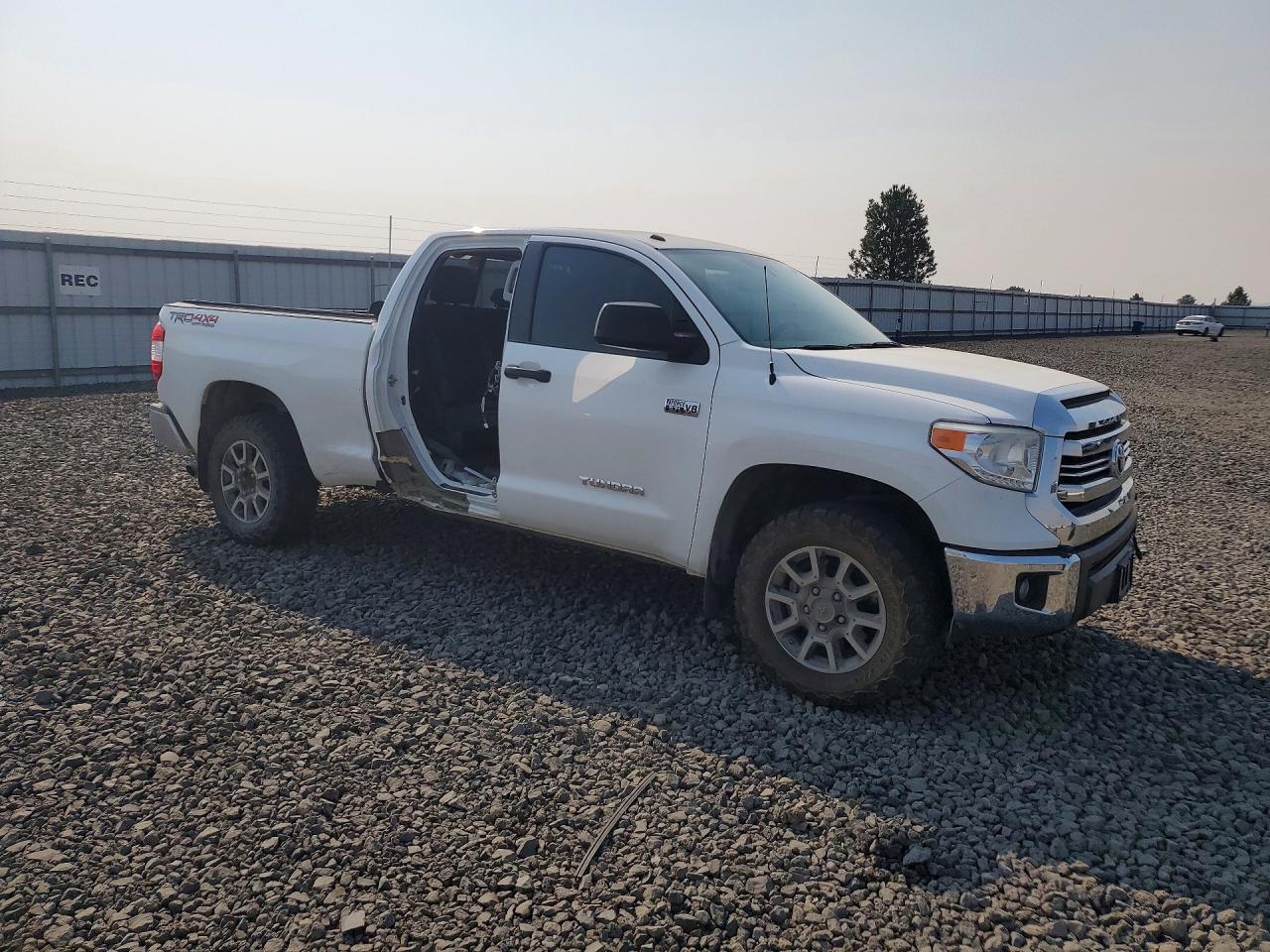 2016 TOYOTA TUNDRA SR5 — снимка 4